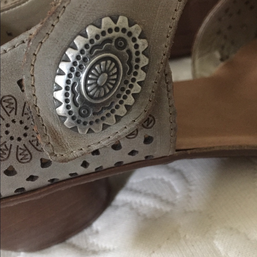 Shoes - Picture 3 of 3
